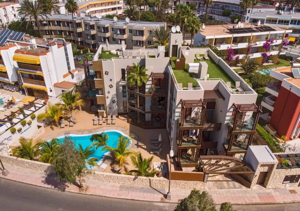 Alhambra Boutique By Tam Resorts — ALHAMBRA BOUTIQUE BY TAM RESORTS