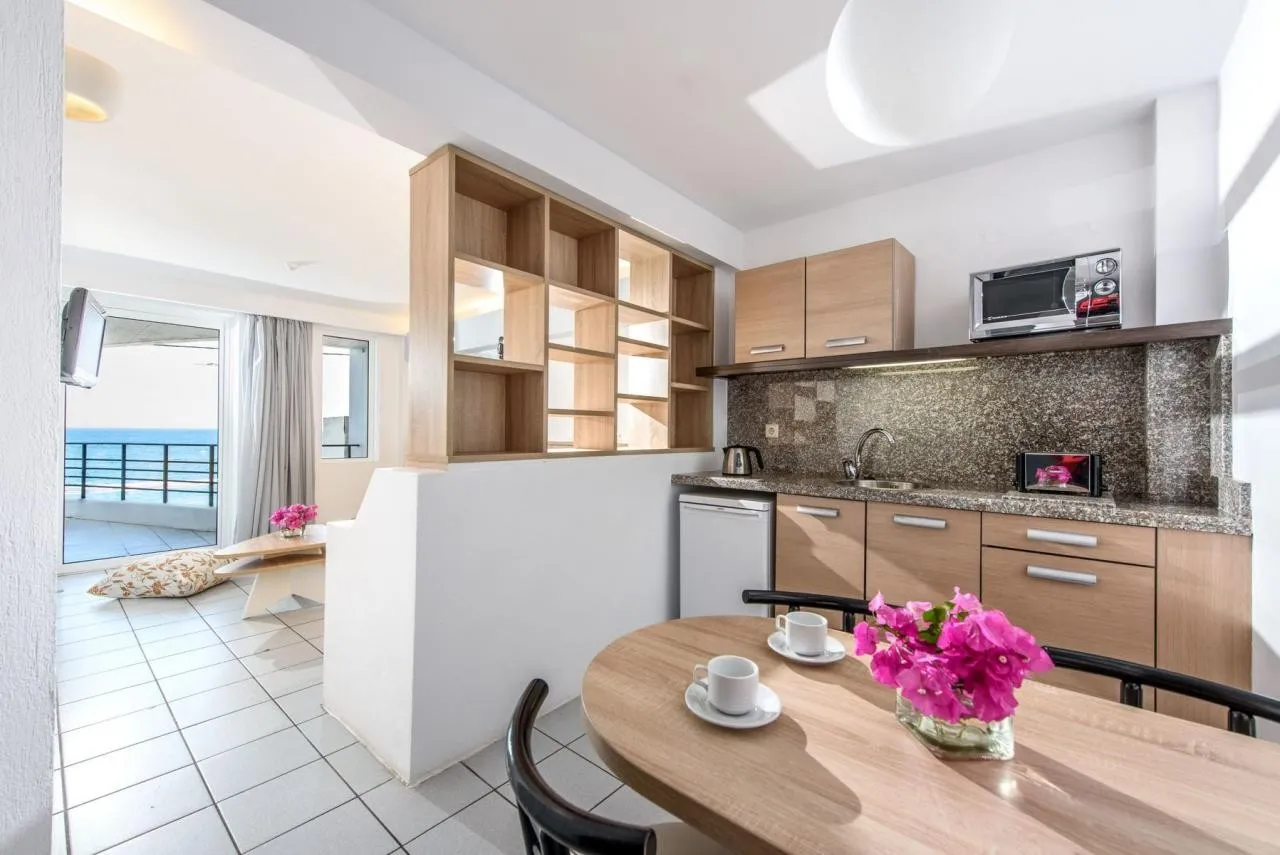 Alia Beach — ALIA BEACH