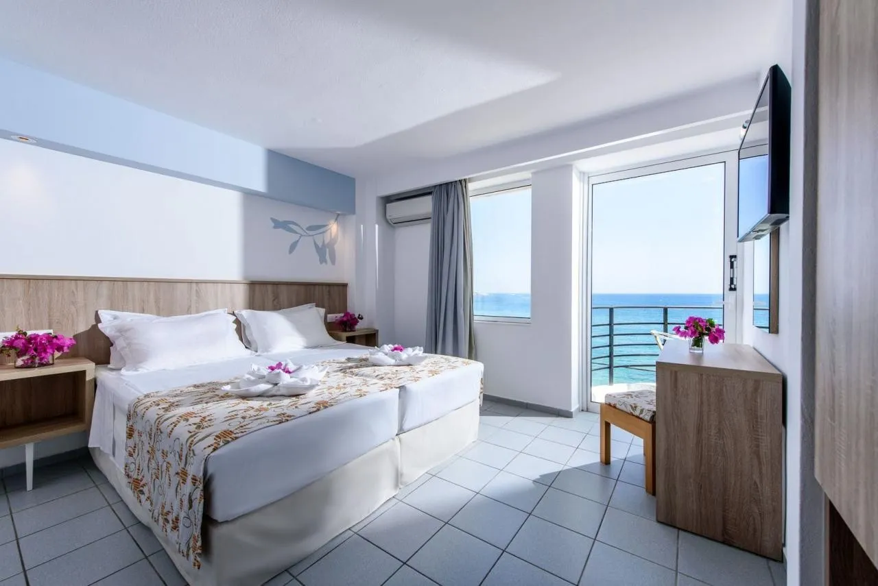 Alia Beach — ALIA BEACH