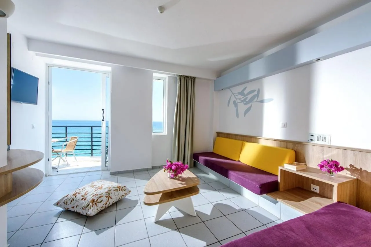 Alia Beach — ALIA BEACH