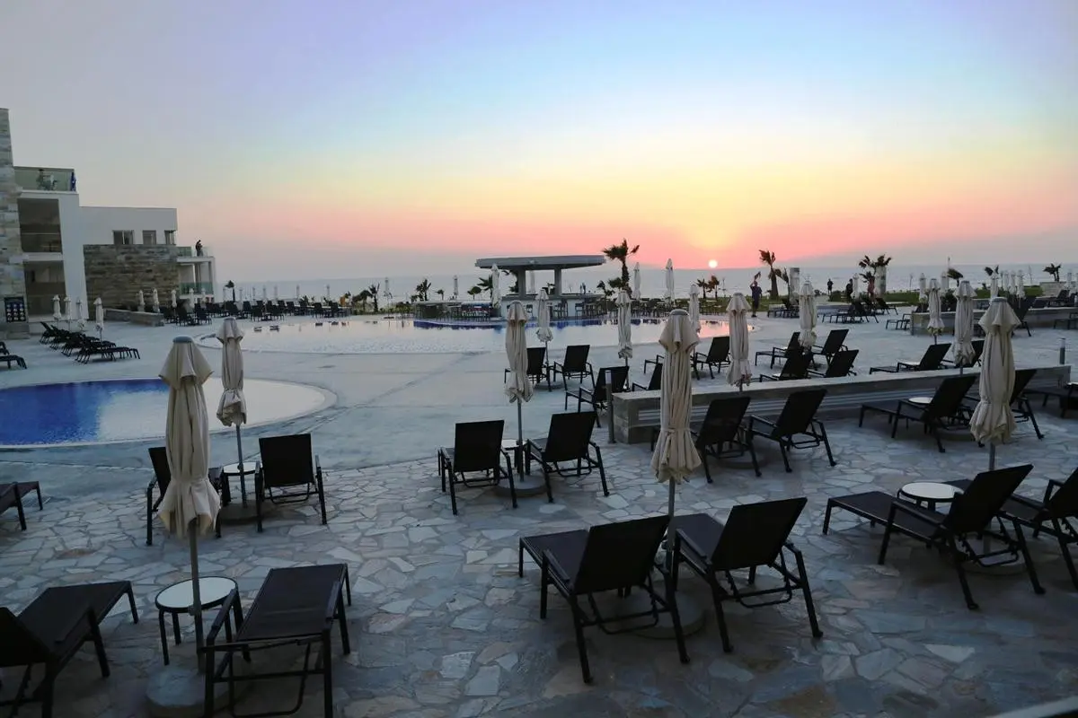 Amphora Hotel And Suites — AMPHORA HOTEL AND SUITES