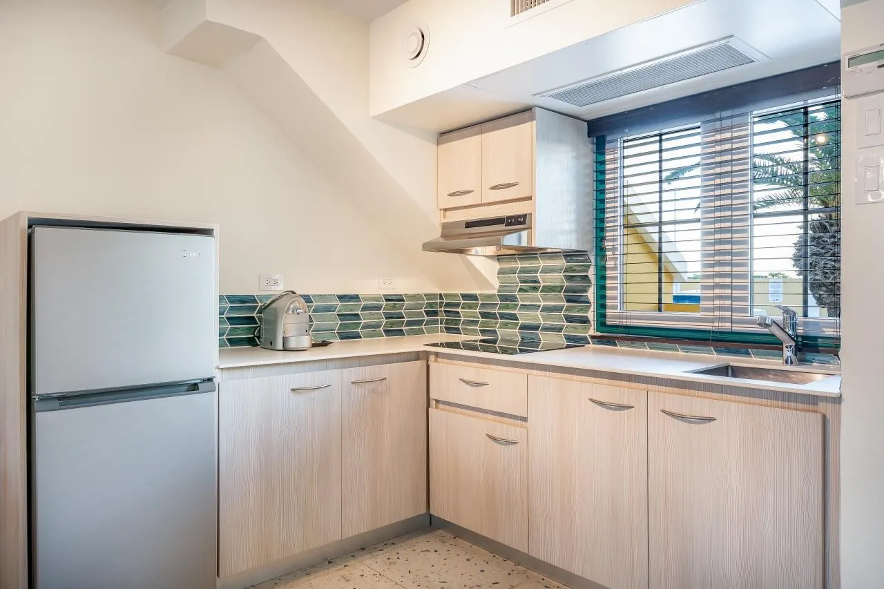 Amsterdam Manor Beach Resort — AMSTERDAM MANOR BEACH RESORT