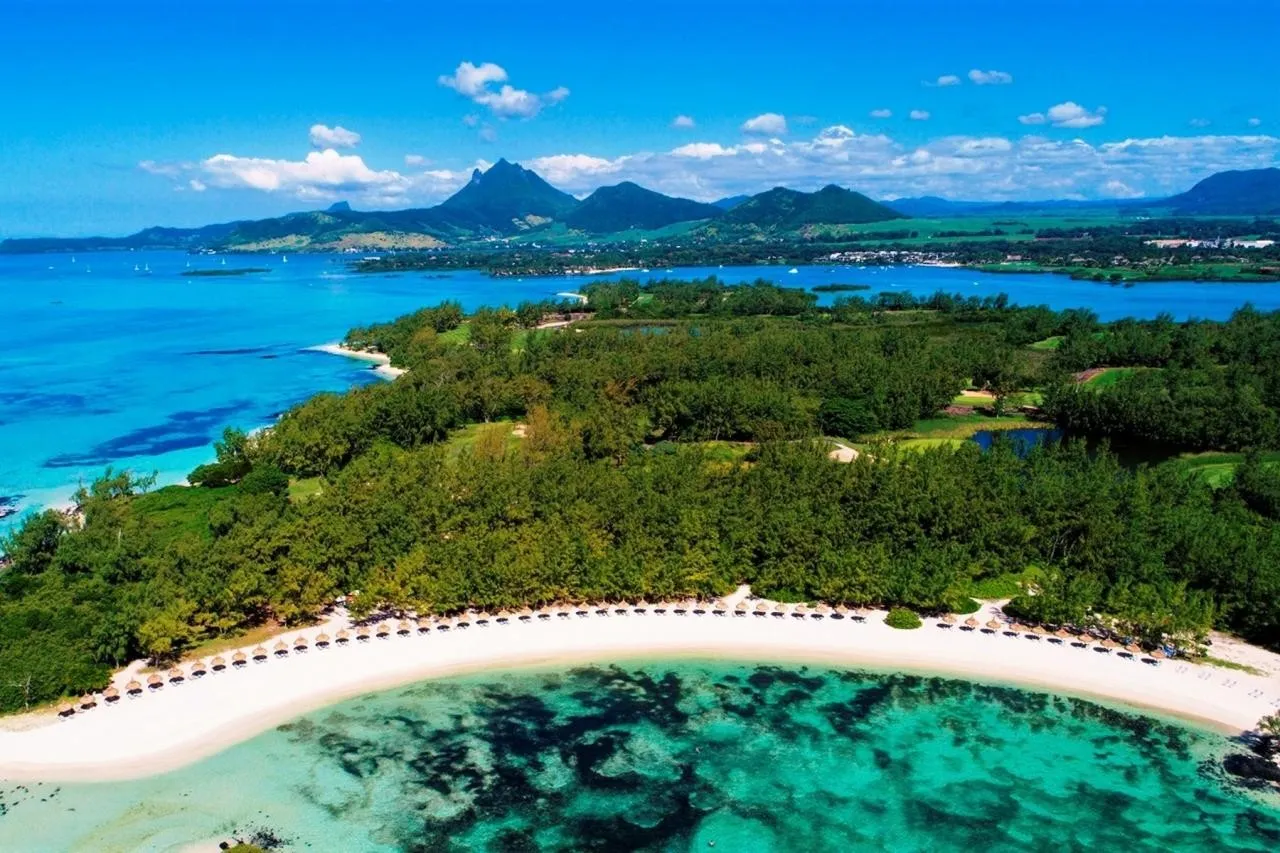 Hotel Anahita Golf & Spa Resort