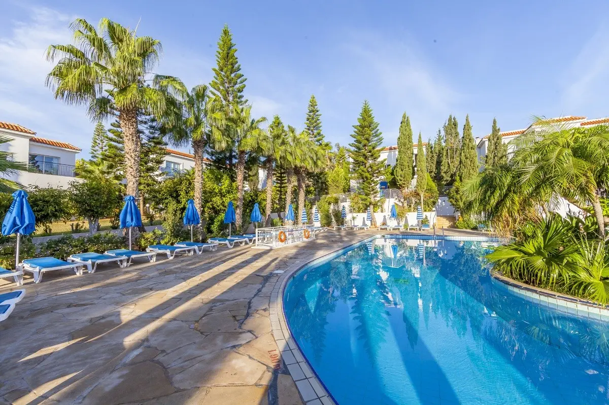 Andreotis Apartments — ANDREOTIS APARTMENTS