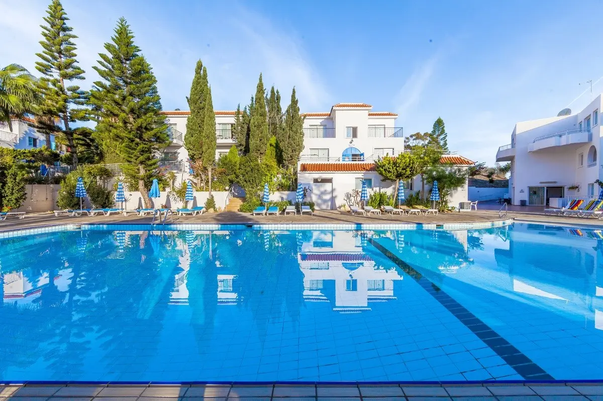 Andreotis Apartments — ANDREOTIS APARTMENTS