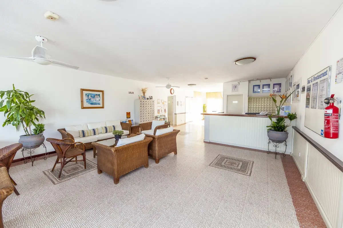 Andreotis Apartments — ANDREOTIS APARTMENTS