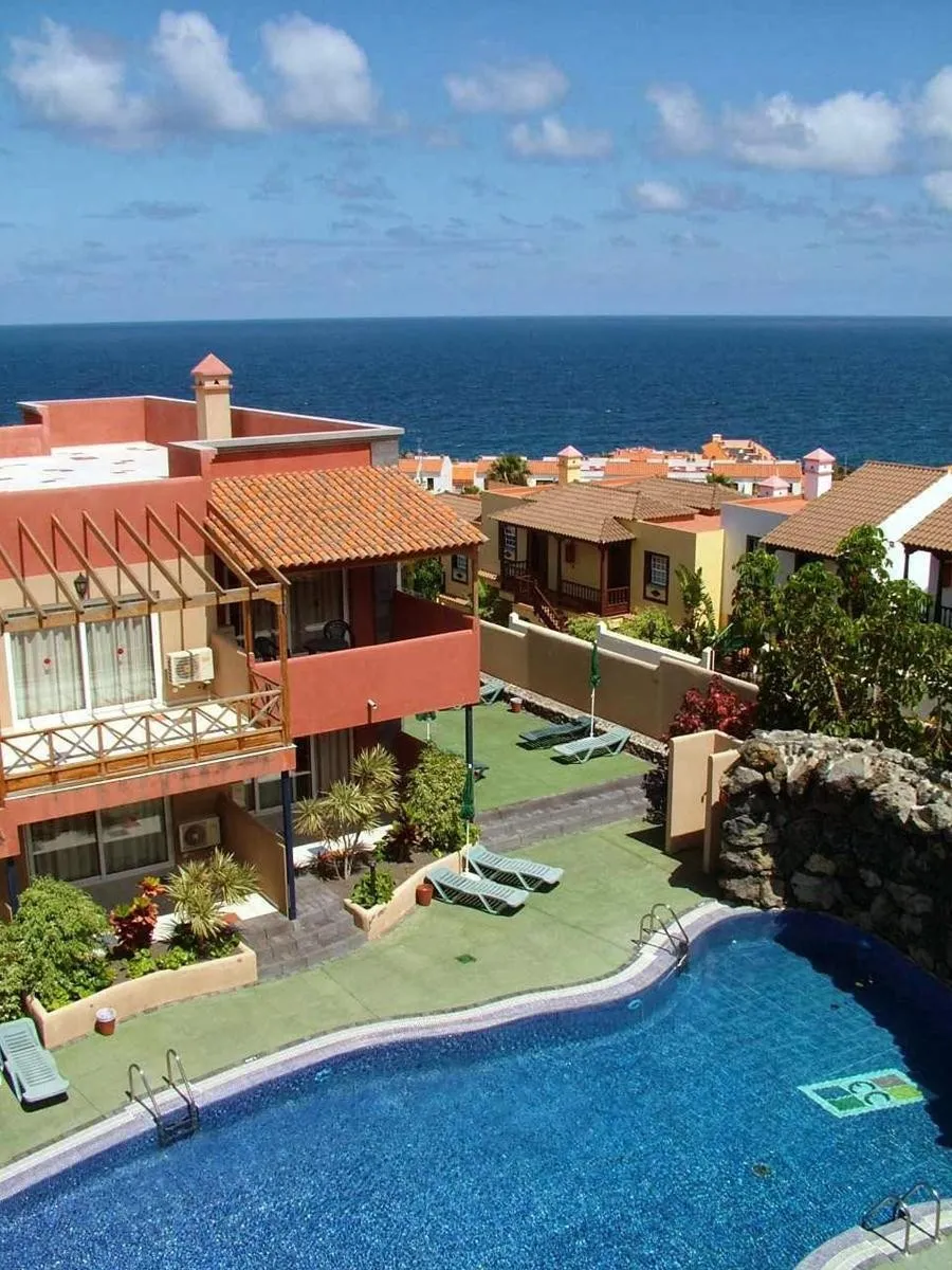 Apartamentos Cerrito — APARTAMENTOS CERRITO