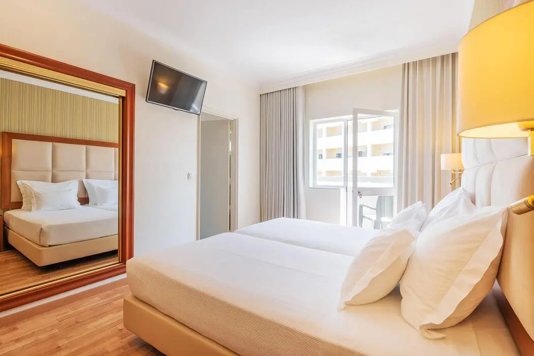 Baia Beach (Ex-Baia De Monte Gordo) — BAIA BEACH (EX-BAIA DE MONTE GORDO)