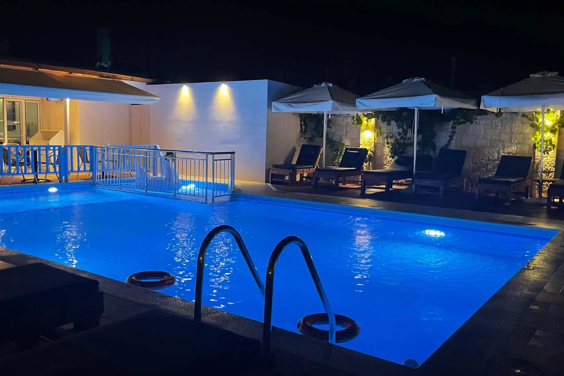 Blue Sky Hotel Apts — BLUE SKY HOTEL APTS