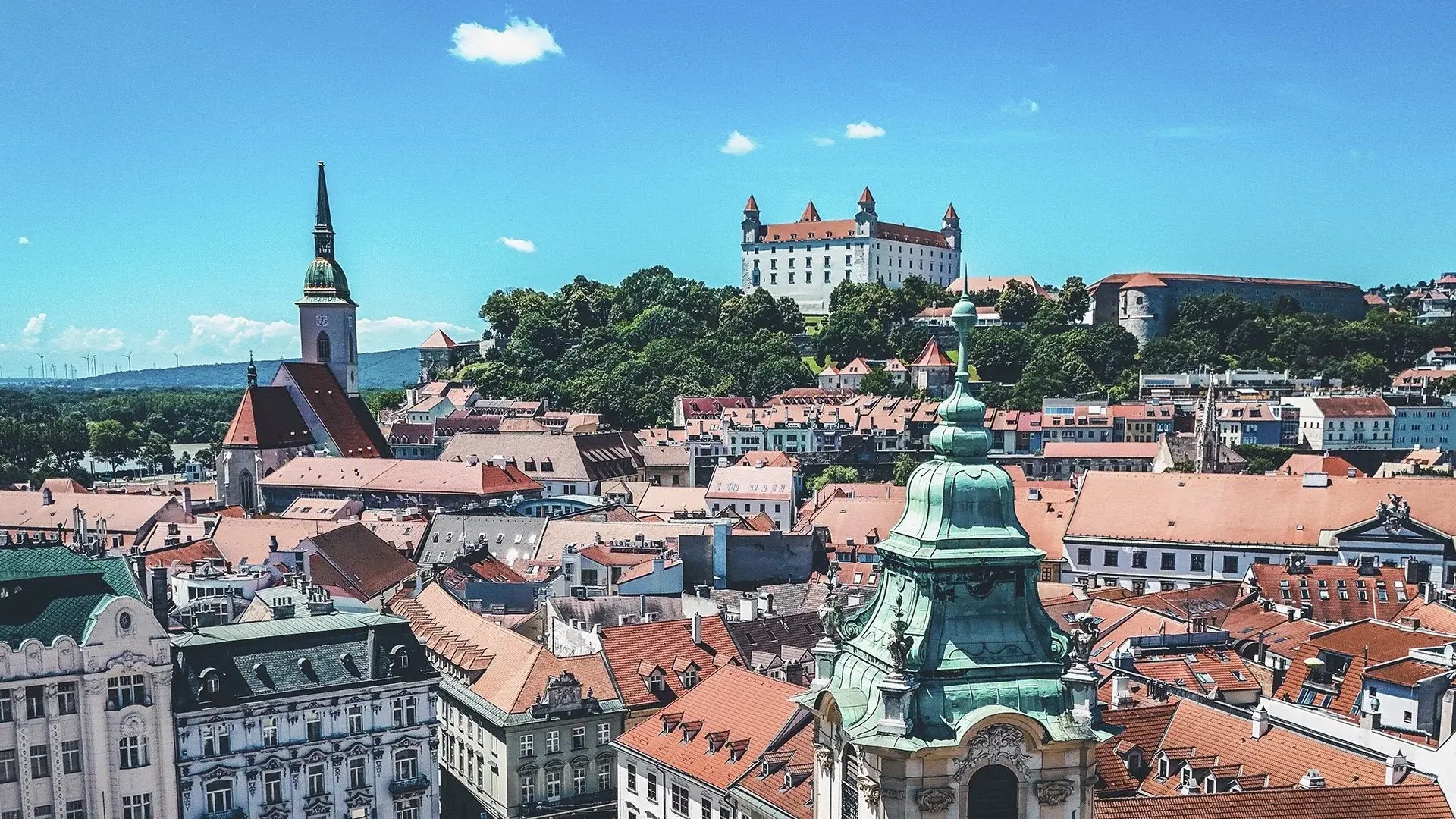 Bratysława, Wiedeń i bajkowy zamek