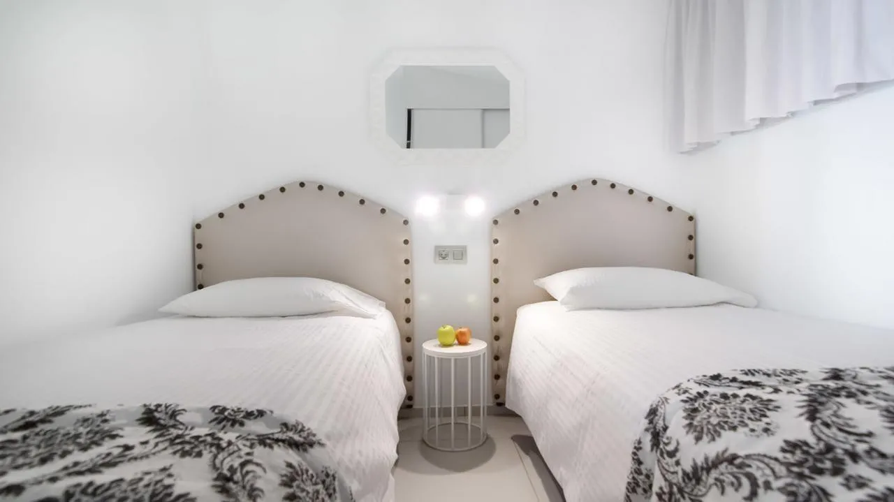 Bungalows Adonis — BUNGALOWS ADONIS