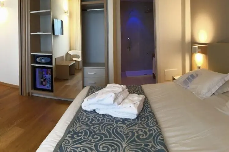 Calabona — CALABONA