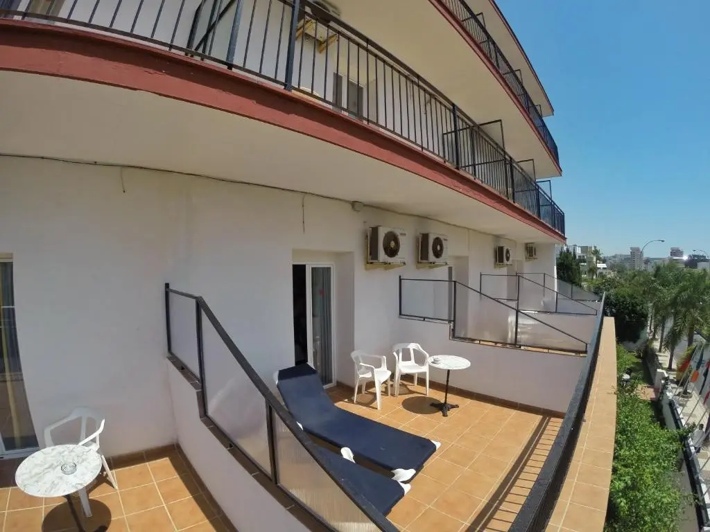 Carmen Teresa — CARMEN TERESA