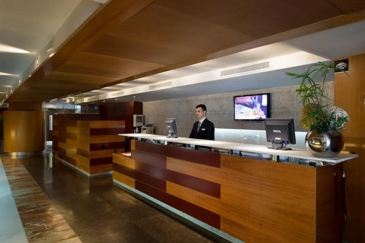 Catalonia Sagrada Familia — CATALONIA SAGRADA FAMILIA