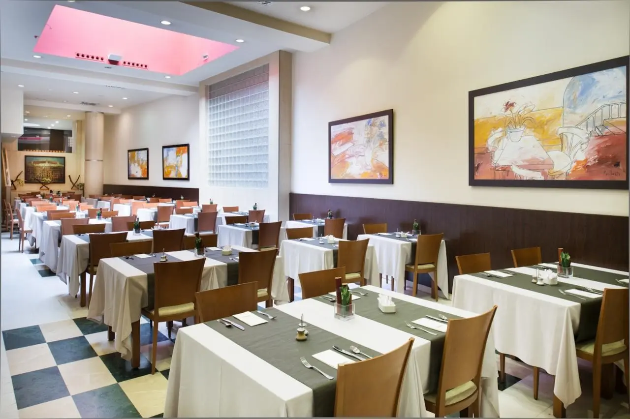 Catalonia Sagrada Familia — CATALONIA SAGRADA FAMILIA