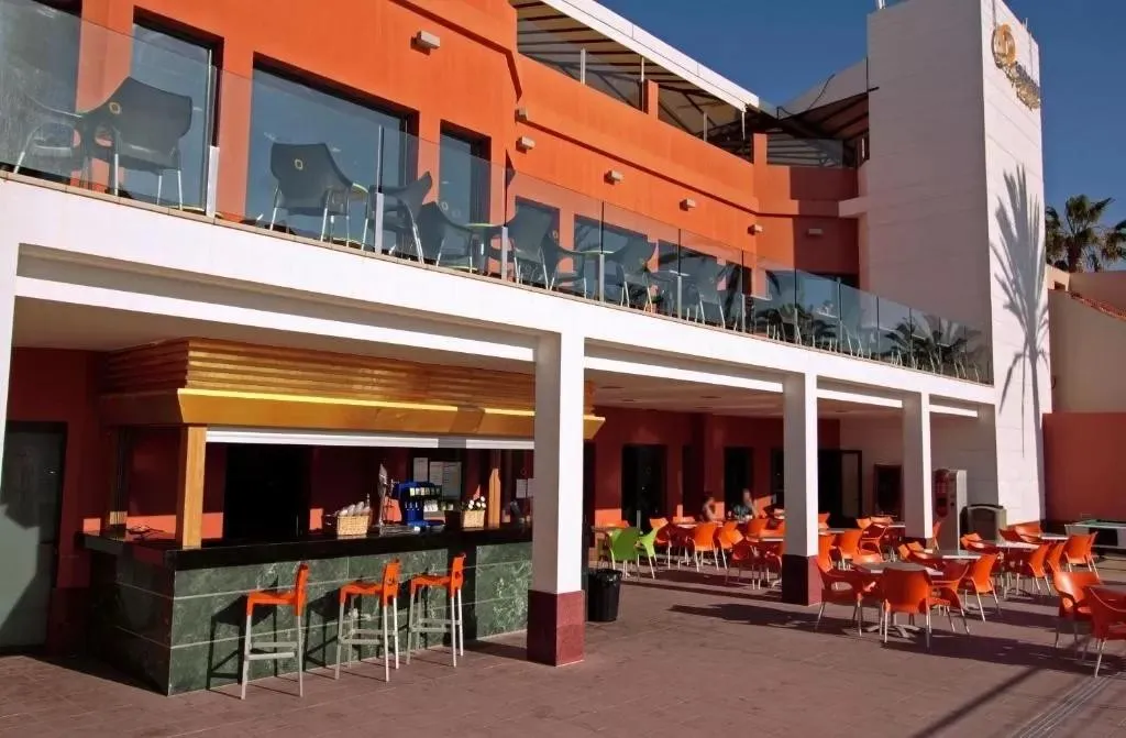 Cay Beach Caleta — CAY BEACH CALETA