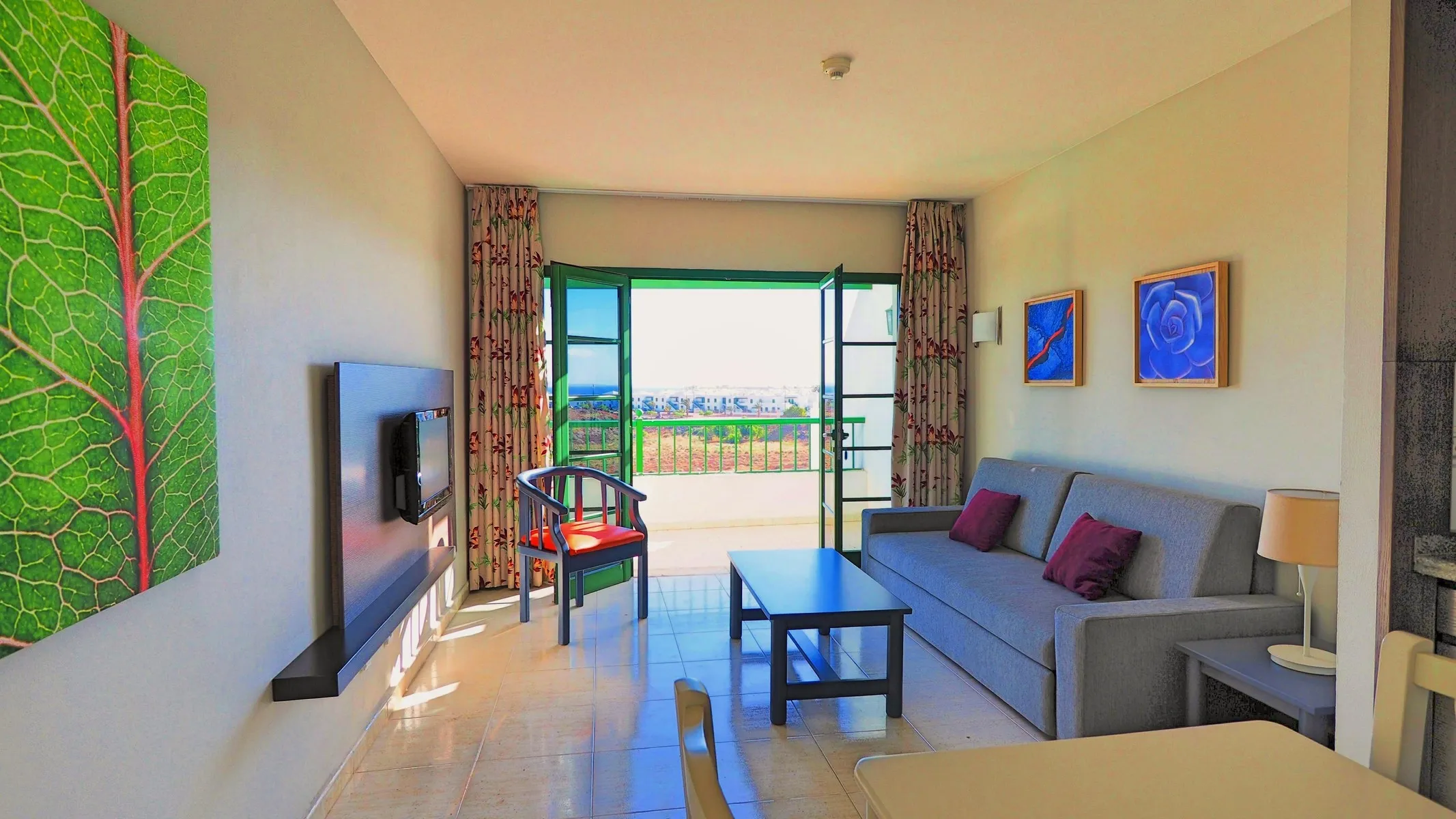 Cay Beach Sun — CAY BEACH SUN