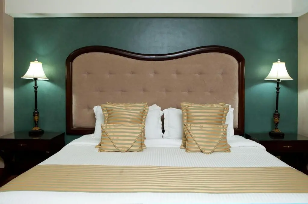 Celeste — HOTEL CELESTE