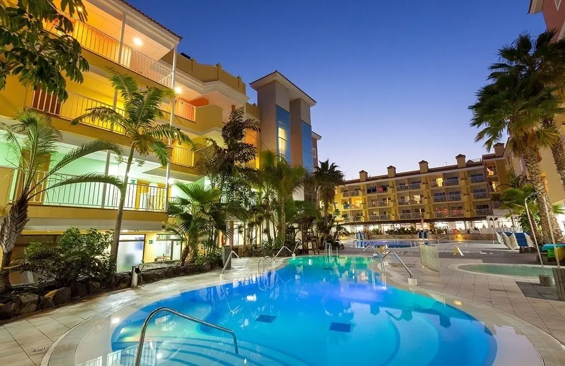 Chatur Costa Caleta — CHATUR COSTA CALETA