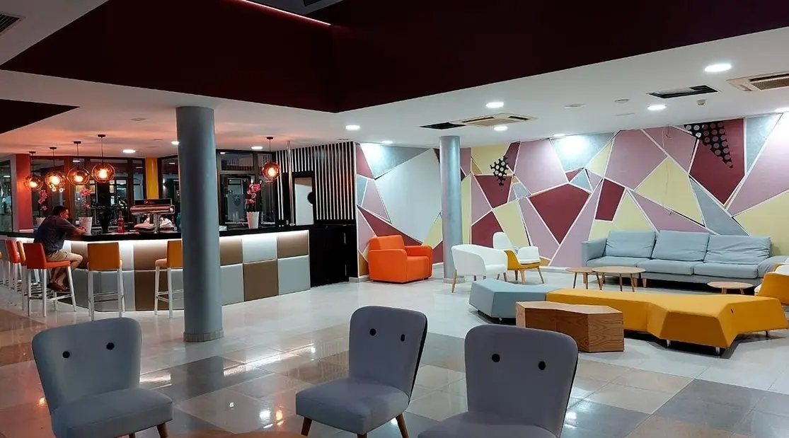 Chatur Costa Caleta — CHATUR COSTA CALETA