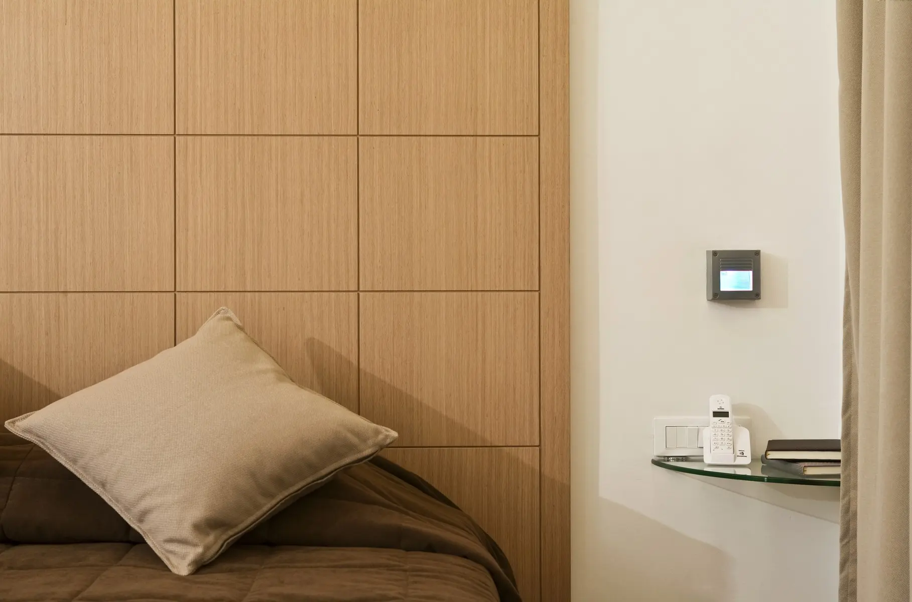 Chic Hotel — CHIC HOTEL