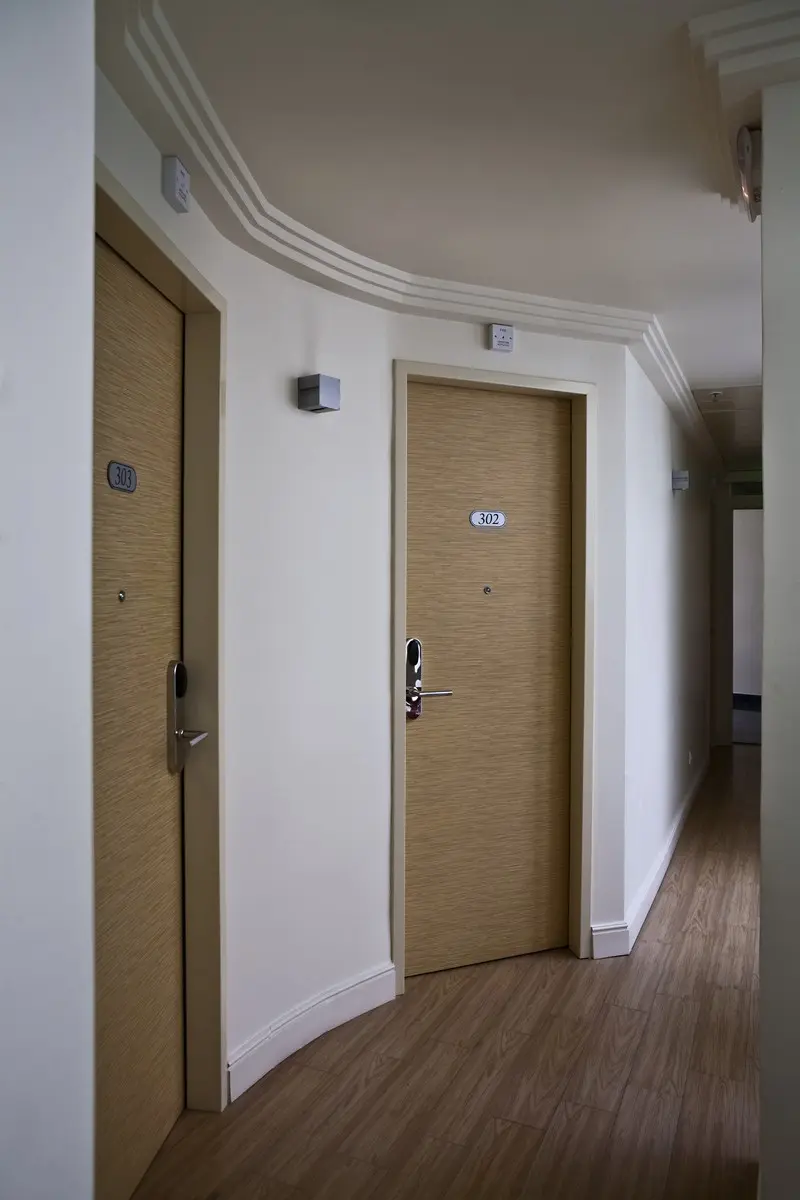 Chic Hotel — CHIC HOTEL