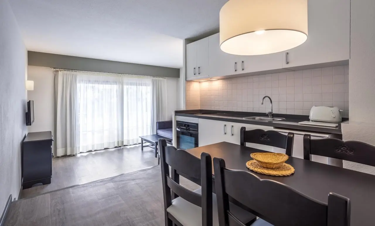 Cristian Sur — CRISTIAN SUR