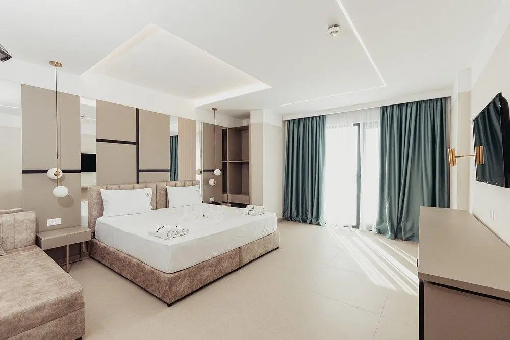 Delight Hotel — DELIGHT