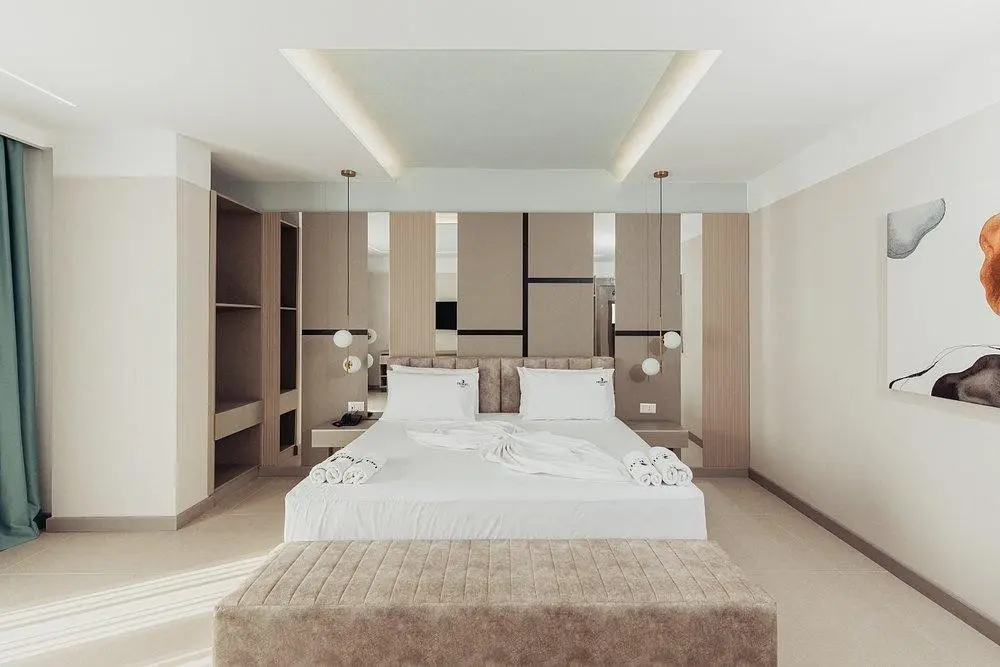 Delight Hotel — DELIGHT