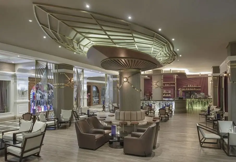 Delphin Diva Premiere — DELPHIN DIVA PREMIERE