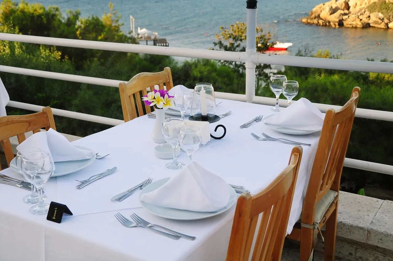 Denizkizi Royal — DENIZKIZI ROYAL