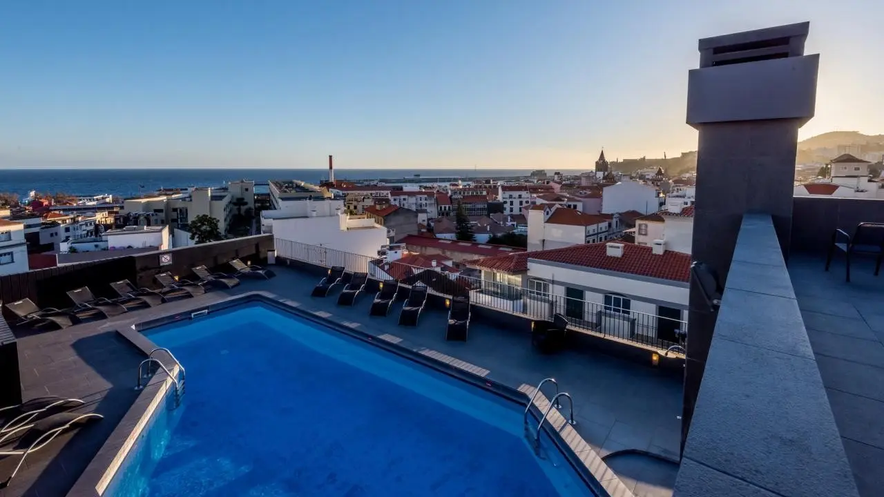 Do Carmo — DO CARMO