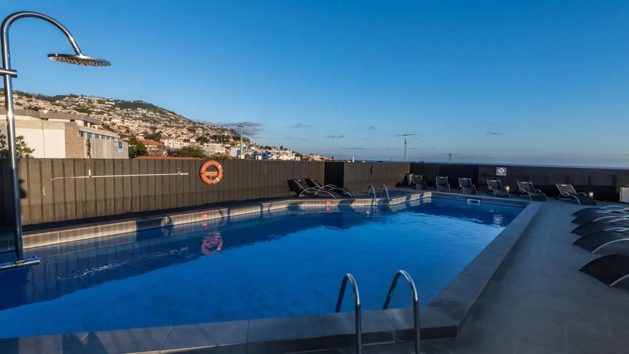 Do Carmo — DO CARMO