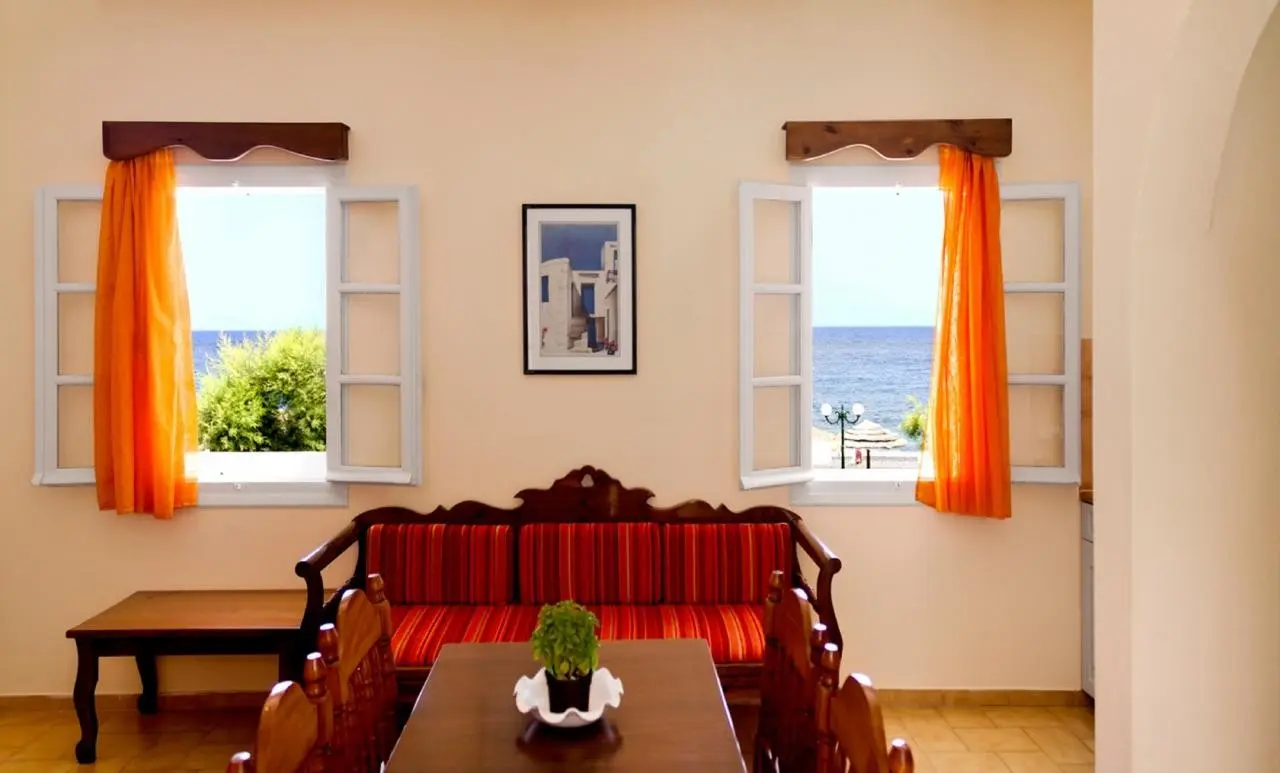 Dolphins Apartments — DOLPHINS APARTMENTS