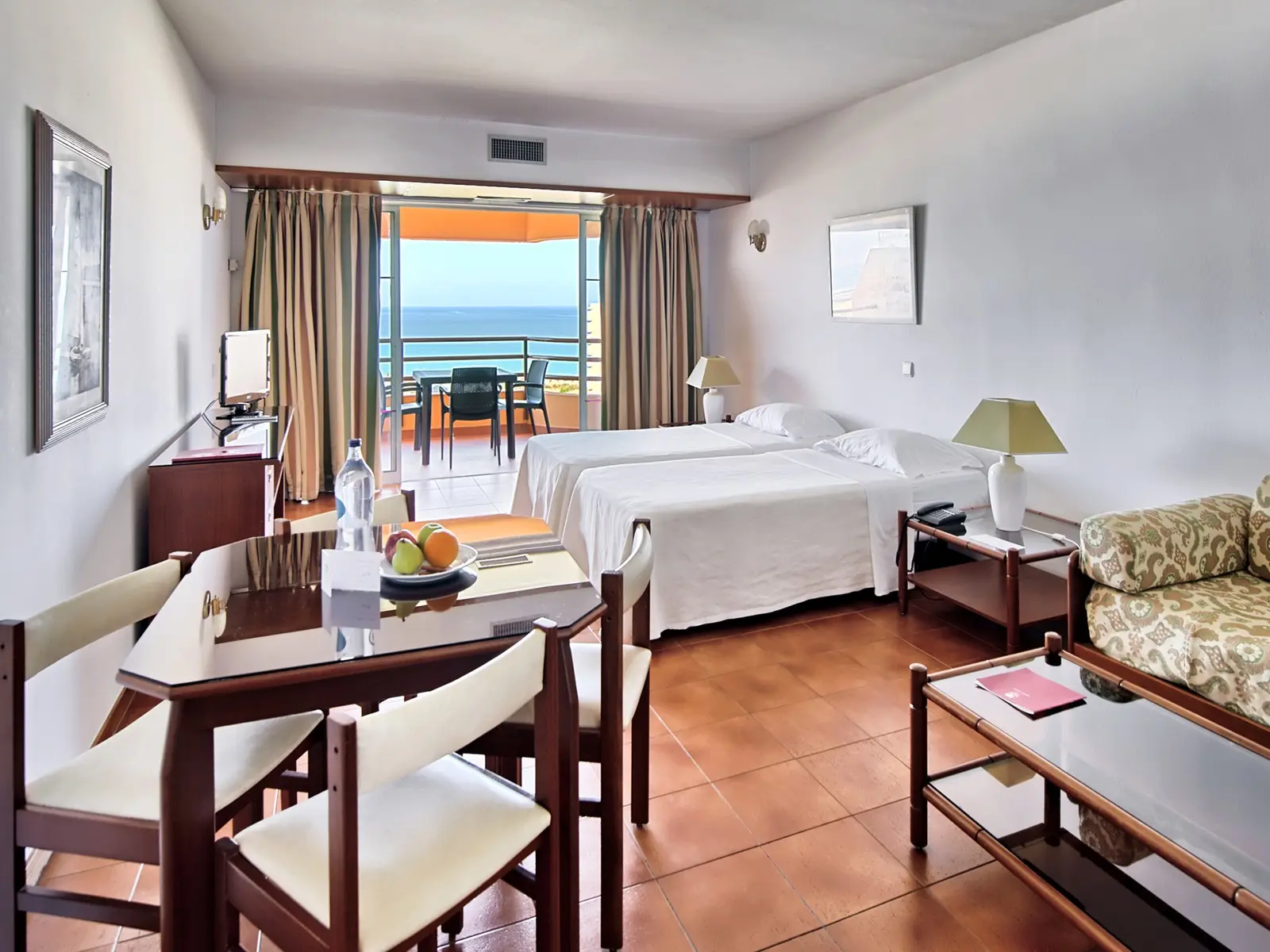 Dom Pedro Portobelo — DOM PEDRO PORTOBELO