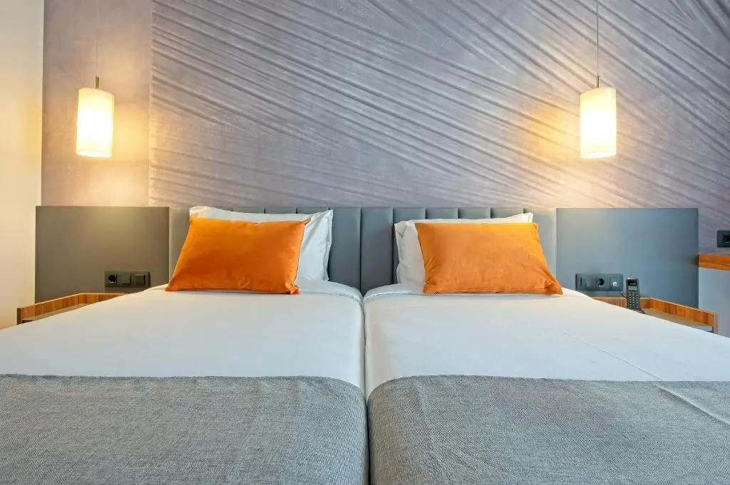 Pokój w hotelu Dwo Yuste Alcala