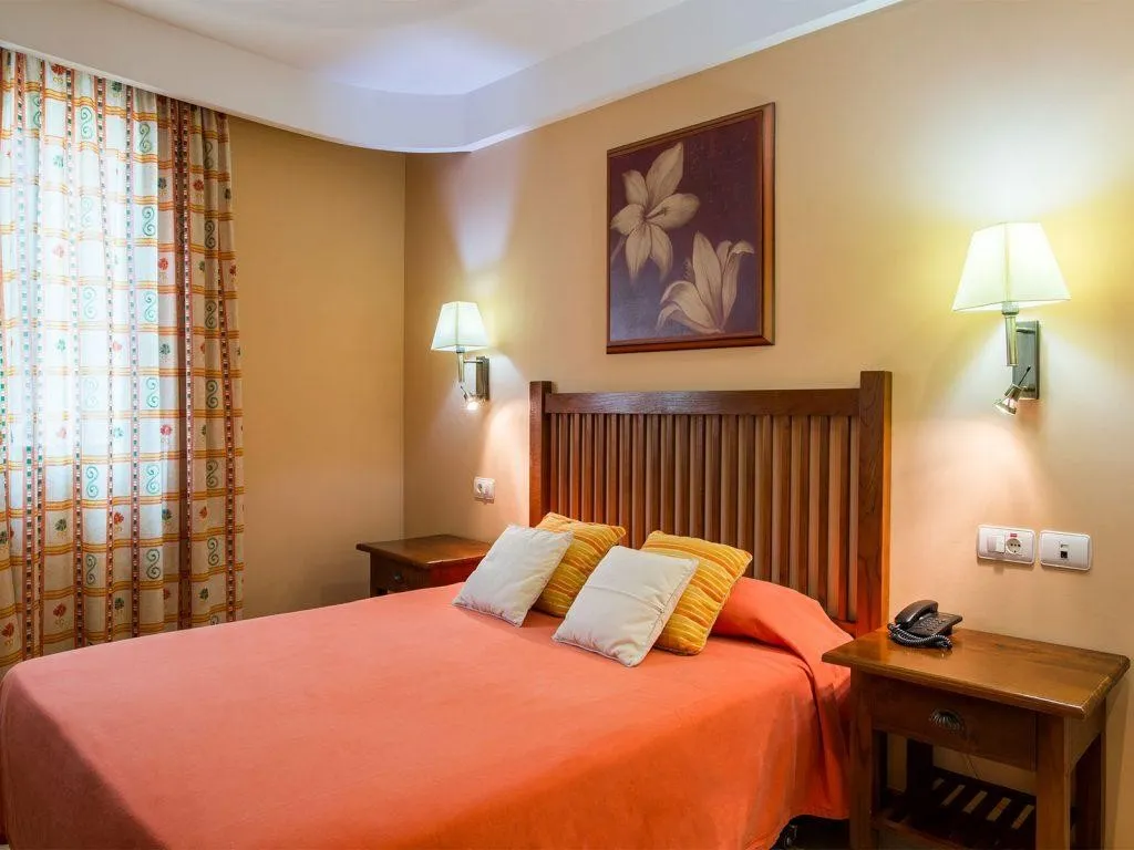 El Galeon — EL GALEON