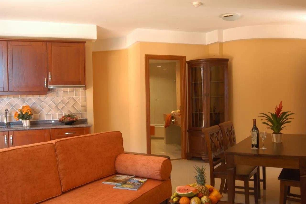 El Galeon — EL GALEON