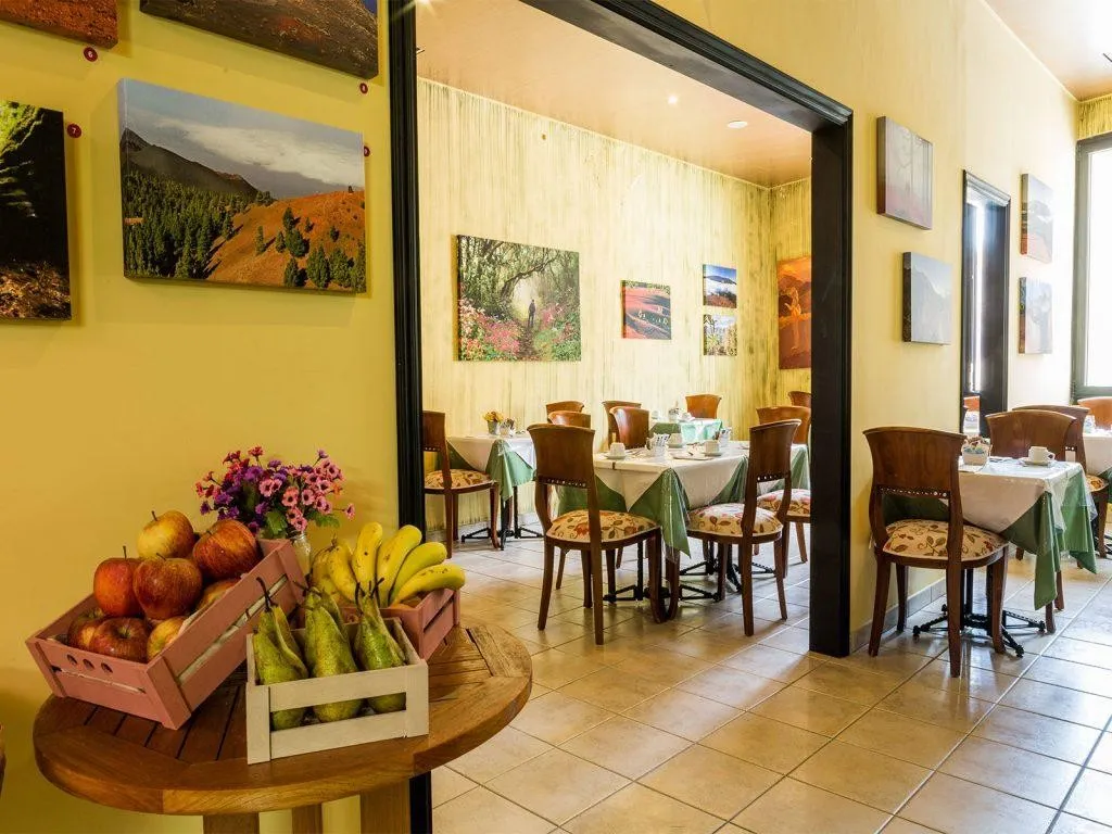 El Galeon — EL GALEON