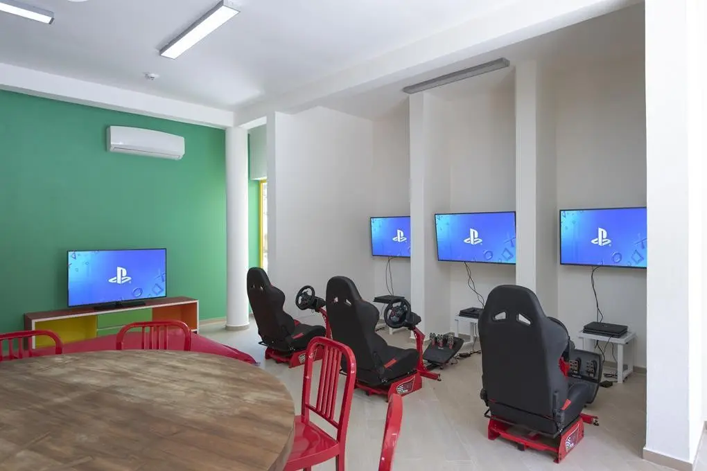 Emerald Maldives — EMERALD MALDIVES