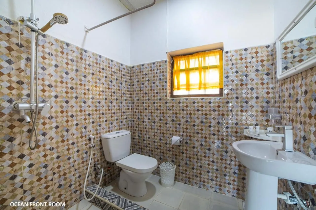 F-Zeen Boutique — F-ZEEN BOUTIQUE