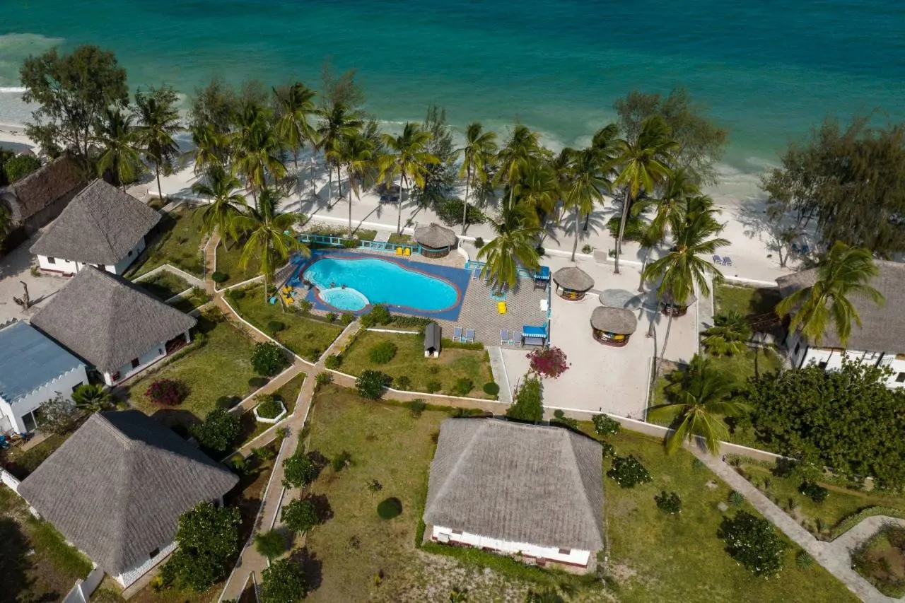 F-Zeen Boutique — F-ZEEN BOUTIQUE