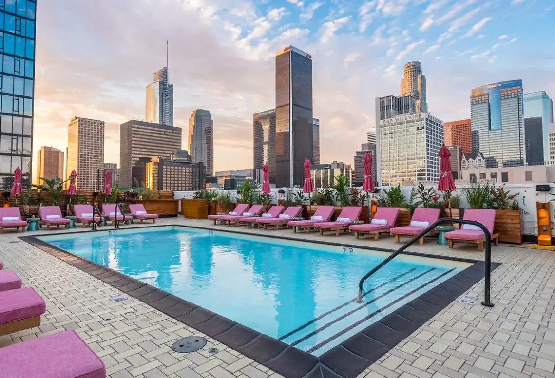 Basen w hotelu Freehand Los Angeles