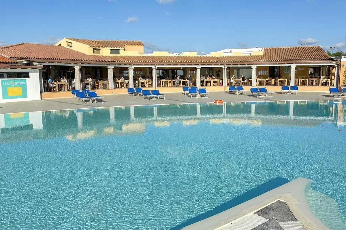 Futura Club Cala Fiorita — FUTURA CLUB CALA FIORITA