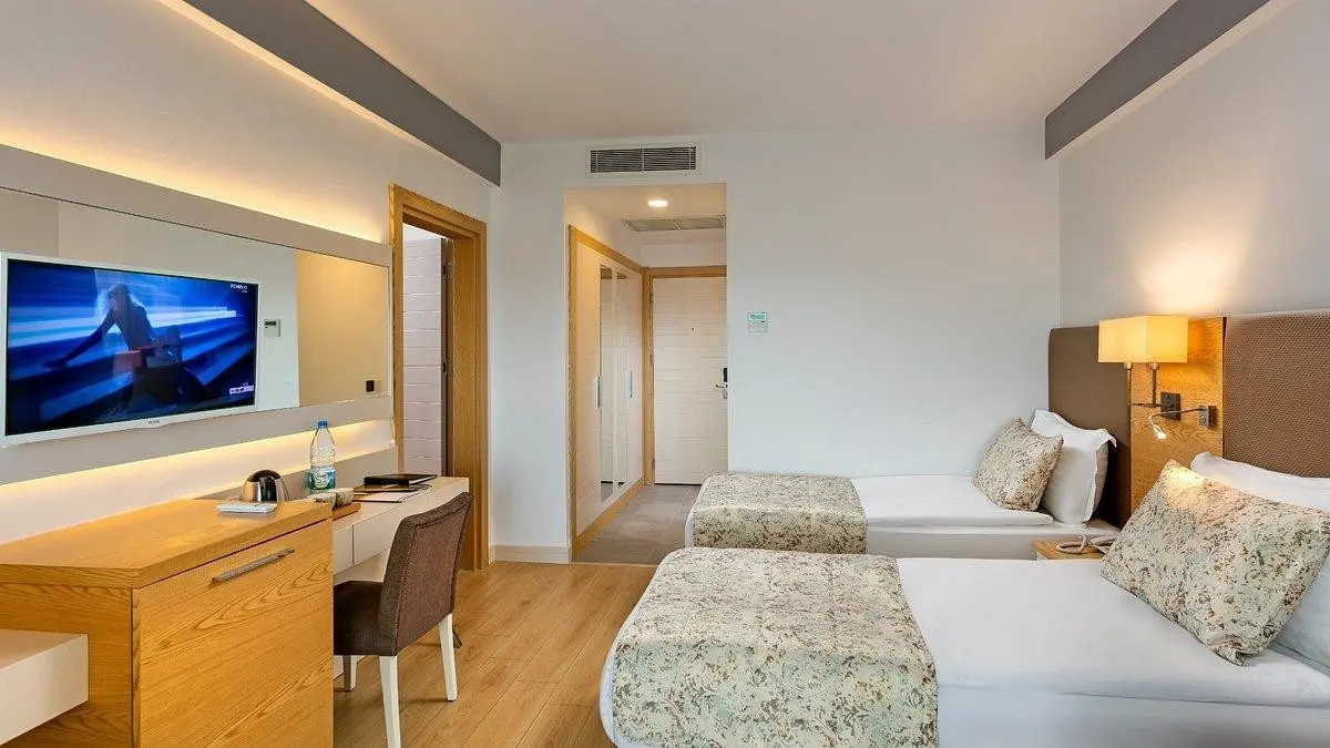 Glamour Resort & Spa — GLAMOUR RESORT & SPA