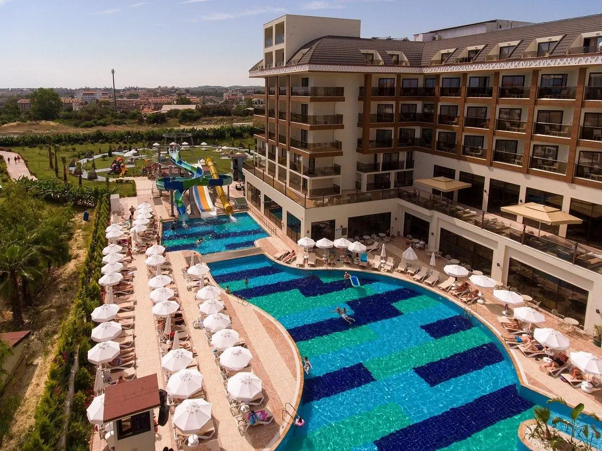 Glamour Resort & Spa — GLAMOUR RESORT & SPA