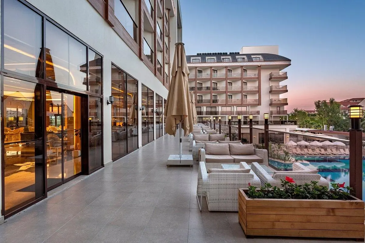 Glamour Resort & Spa — GLAMOUR RESORT & SPA