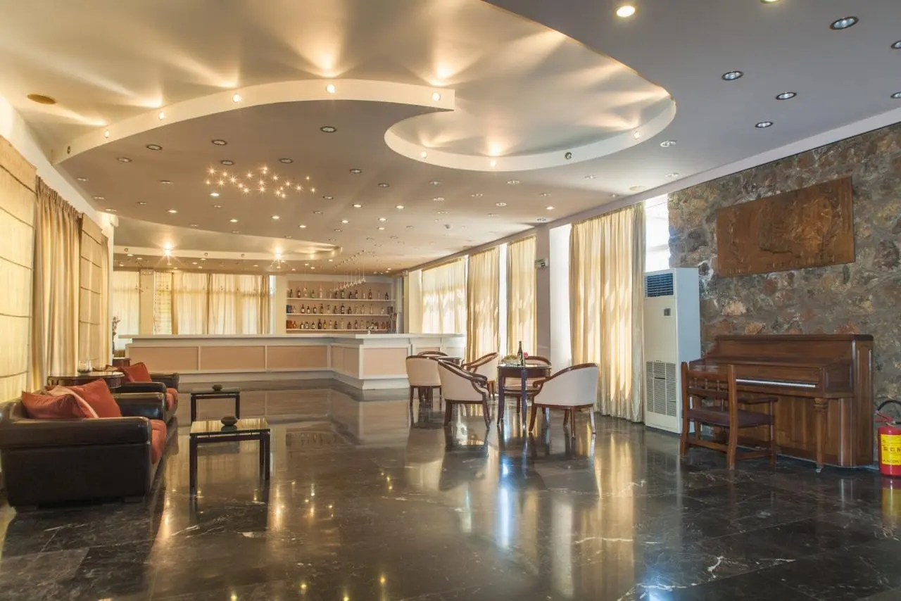 Golden Alexandros Hotel — GOLDEN ALEXANDROS HOTEL