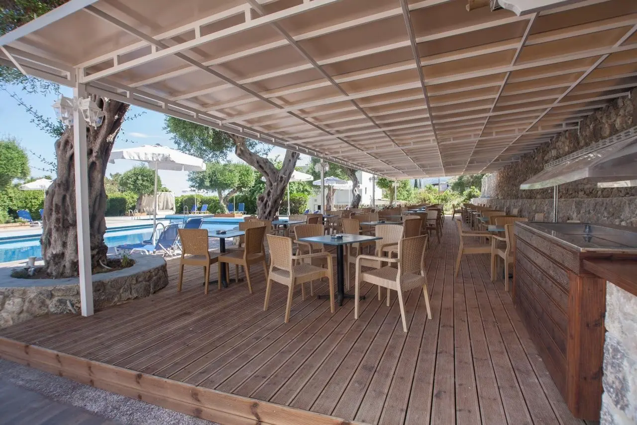 Golden Alexandros Hotel — GOLDEN ALEXANDROS HOTEL