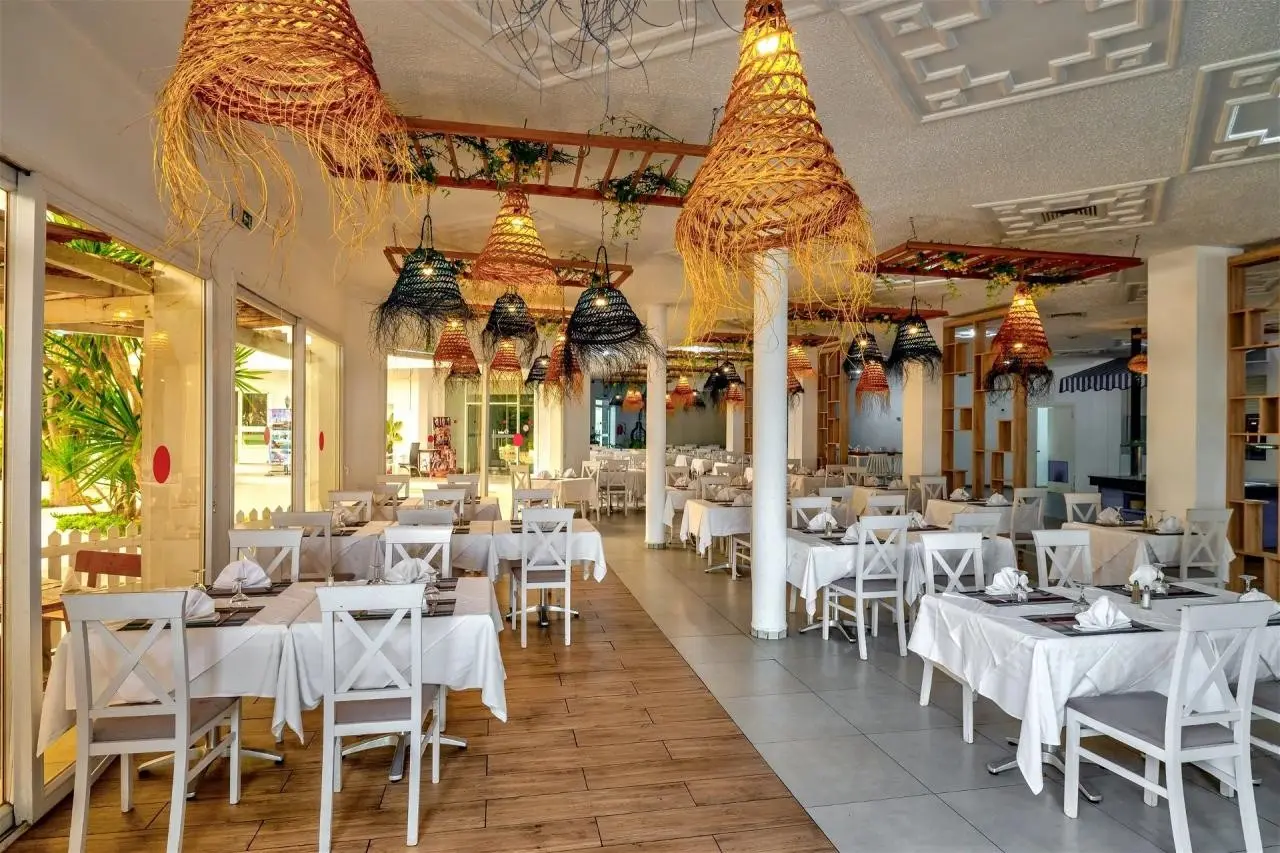 Golden Tulip  President Hammamet (Ex. Cooee Club President) — GOLDEN TULIP  PRESIDENT HAMMAMET (EX. COOEE CLUB PRESIDENT)